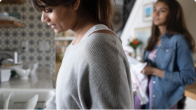 Dvě ženy si povídají